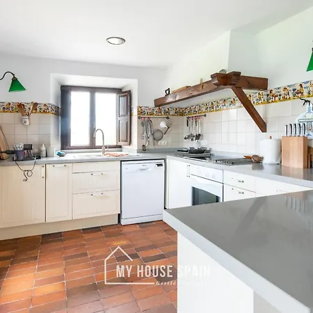 Myhousespain - Argueero, Con Piscina Feriehus *